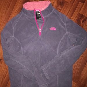 Pullover North Face fleece size Medium